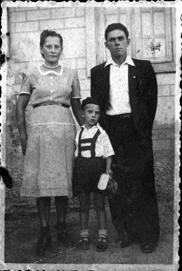 Ivan Patzaichin, puști, ocrotit de părinții săi / Fotografii: arhiva personală Ivan Patzaichin
